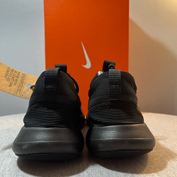 Nike Free Run Flyknit Next Nature Triple Black Men's Shoe Size 12 FB1276-001 - Picture 5 of 11